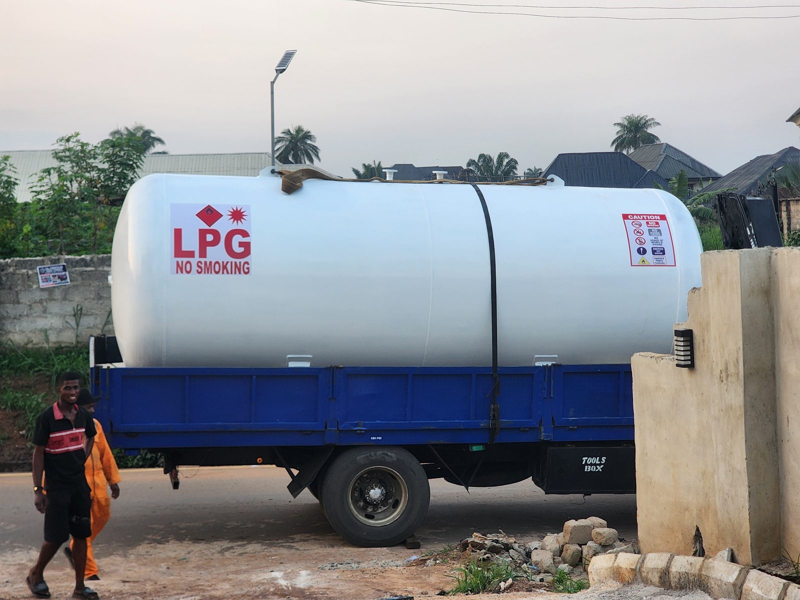 LPG storage tank on delivery truck at site